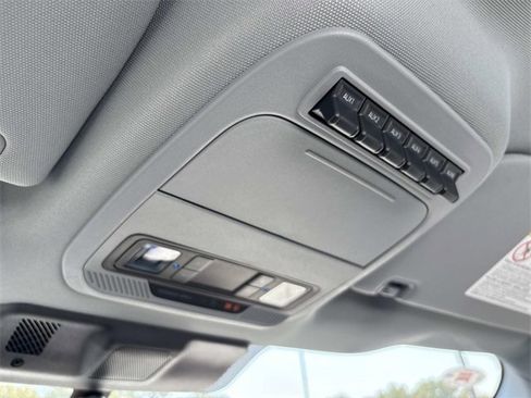 New 2026 Ford F250 XL image 27