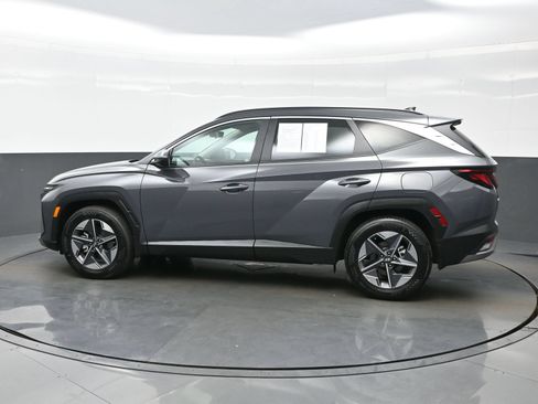 Used 2026 Hyundai Tucson SEL FWD image 3