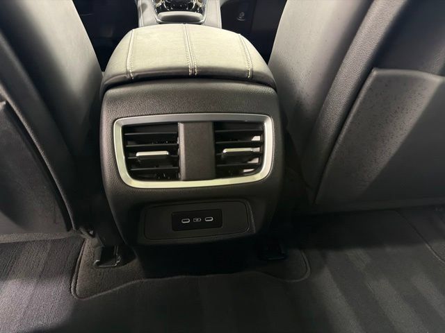 Used 2025 Acura RDX w/ Technology Package AWD/4WD image 24