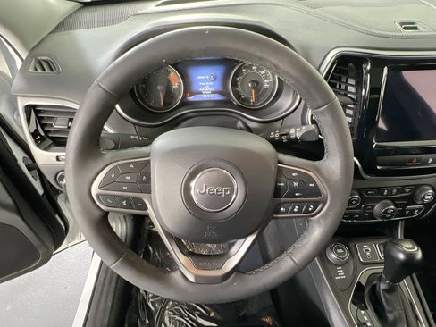 Used 2022 Jeep Cherokee Limited AWD/4WD image 11