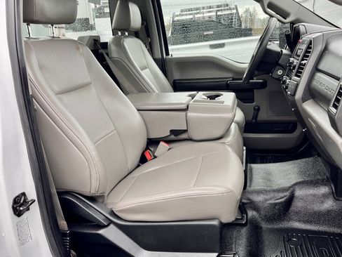 Used 2019 Ford F550 2WD Regular Cab Super Duty w/ Snow Plow Prep Package image 18