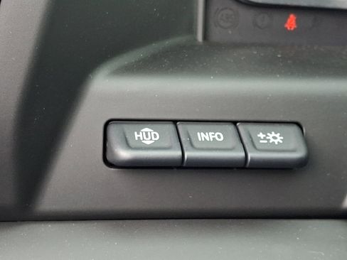 Certified 2023 GMC Sierra 1500 AT4 w/ AT4 Premium Package AWD/4WD image 26