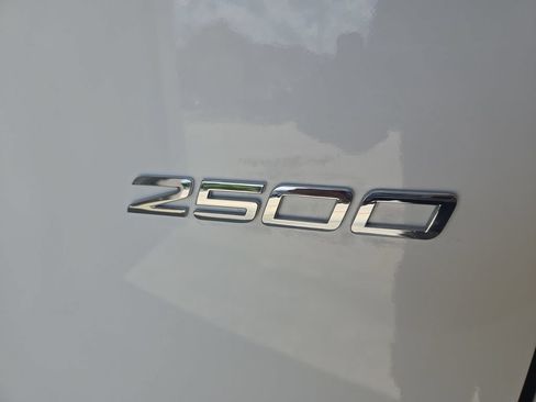 Used 2021 Mercedes-Benz Sprinter 2500 image 8
