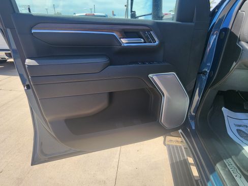 Used 2024 Chevrolet Silverado 3500 High Country w/ High Country Premium Package AWD/4WD image 12