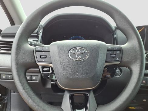 Used 2026 Toyota Camry LE FWD image 23