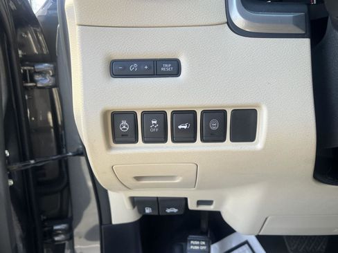 Certified 2023 Nissan Murano SL w/ SL Moonroof Package AWD/4WD image 30
