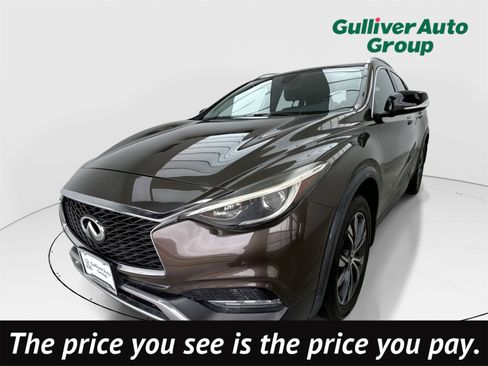 Used 2017 INFINITI QX30 Premium w/ Navigation Package image 1