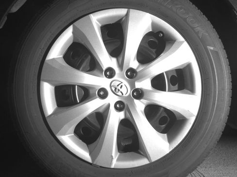 Used 2025 Toyota Corolla LE FWD image 12