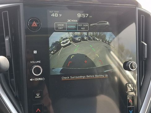 Used 2025 Subaru Crosstrek 2.0i Premium image 18