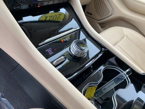 Certified 2021 Jeep Grand Cherokee L Limited image 22