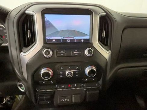 Used 2021 GMC Sierra 2500 SLE w/ SLE Value Package; AWD/4WD image 34