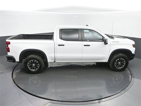 Used 2022 Chevrolet Silverado 1500 ZR2 image 43
