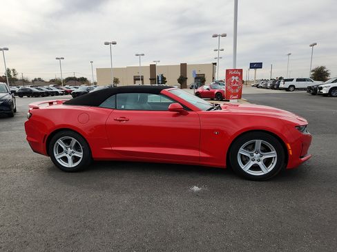 Used 2023 Chevrolet Camaro LT image 8
