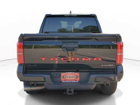 Used 2024 Toyota Tacoma TRD Off-Road AWD/4WD image 5