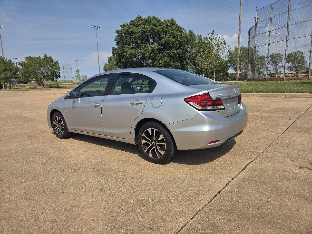 Used 2015 Honda Civic EX image 6