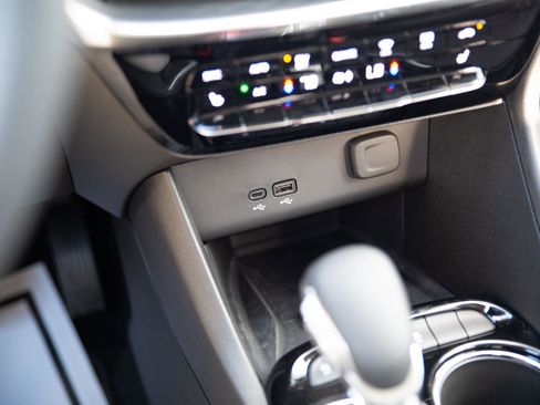 Used 2024 Buick Encore GX Avenir w/ Avenir Technology Package image 15