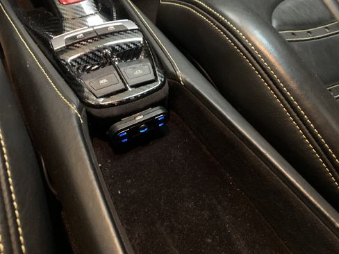 Used 2017 Ferrari 488 Spider image 33