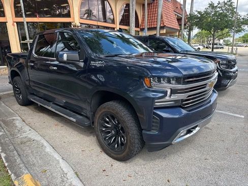 Used 2021 Chevrolet Silverado 1500 High Country image 1