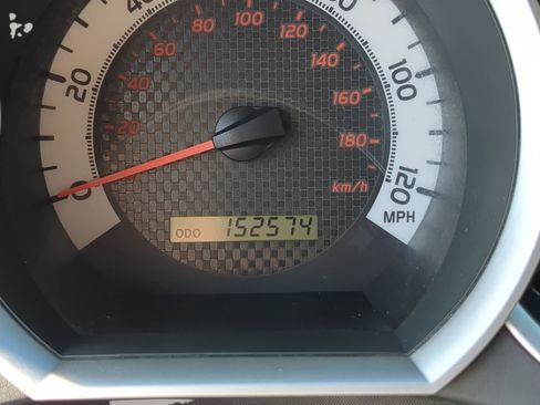 Used 2013 Toyota Tacoma PreRunner image 59