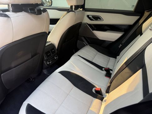 Used 2019 Land Rover Range Rover Velar R-Dynamic SE AWD/4WD image 16