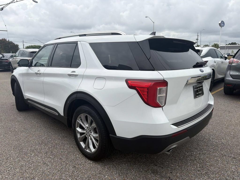 Used 2021 Ford Explorer Limited w/ Equipment Group 301A RWD image 5