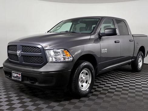 Used 2016 RAM 1500 Tradesman w/ Popular Equipment Group AWD/4WD image 2