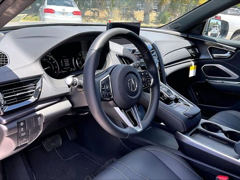 New 2026 Acura RDX SH-AWD image 8