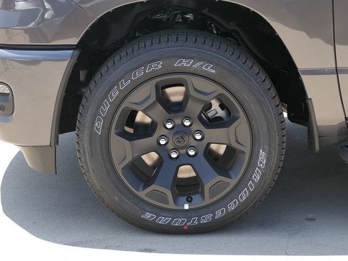 New 2026 RAM 1500 Express AWD/4WD image 8