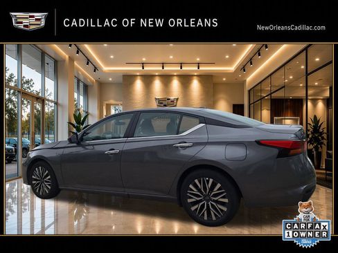 Used 2025 Nissan Altima 2.5 SV FWD image 5