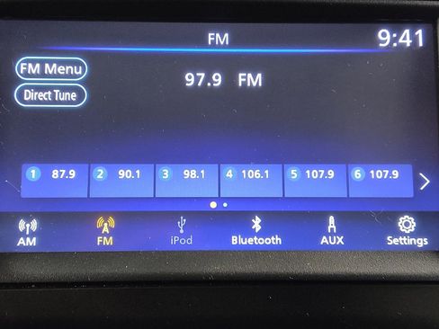 Used 2019 Nissan Frontier SV image 25