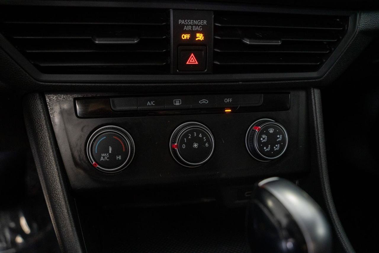 Used 2021 Volkswagen Jetta SE FWD image 20