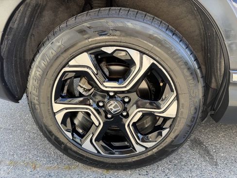 Used 2018 Honda CR-V Touring image 14