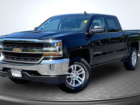 Used 2018 Chevrolet Silverado 1500 LT w/ All Star Edition AWD/4WD image 1