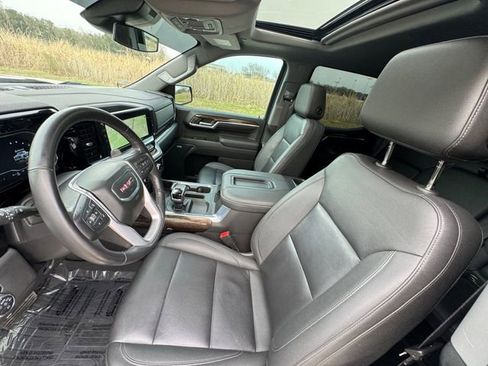 Used 2022 GMC Sierra 1500 Elevation w/ Elevation Premium Package image 28