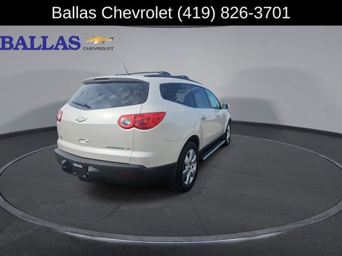 Used 2011 Chevrolet Traverse LT w/ All-Star Package FWD image 8