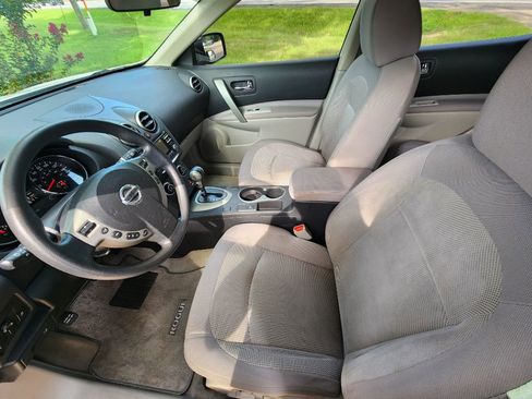 Used 2012 Nissan Rogue SV image 7