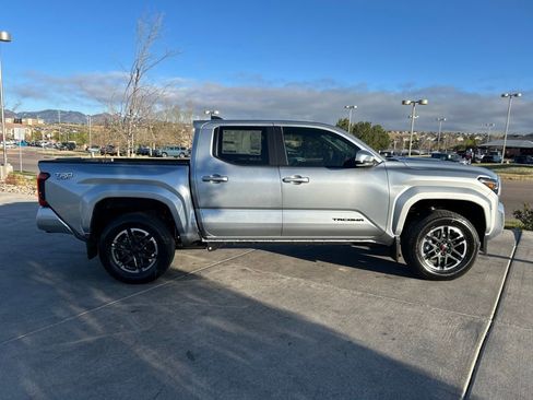 New 2026 Toyota Tacoma TRD Sport AWD/4WD image 8