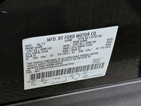 Used 2017 Ford Explorer XLT w/ Equipment Group 202A image 12