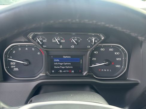 Used 2022 GMC Sierra 1500 Elevation w/ LPO, Elevation Black Package image 16