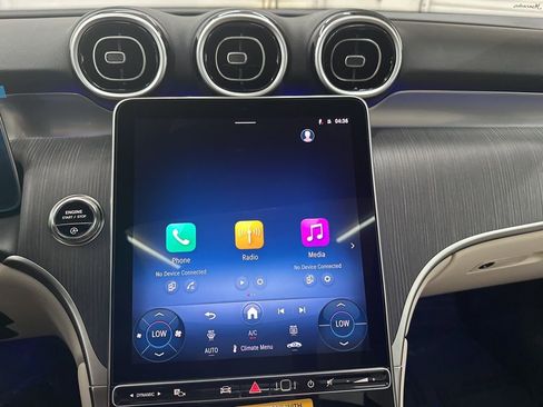 Used 2026 Mercedes-Benz GLC 300 image 13