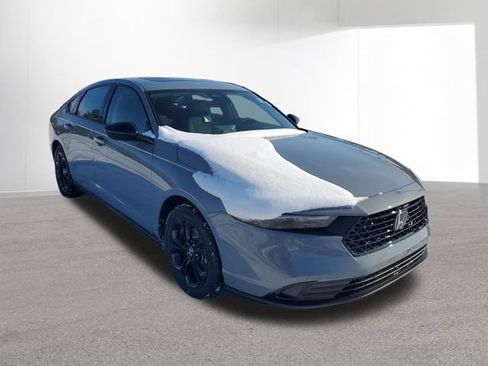 New 2025 Honda Accord SE image 12