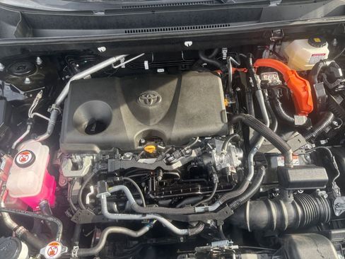 Used 2025 Toyota RAV4 LE image 30