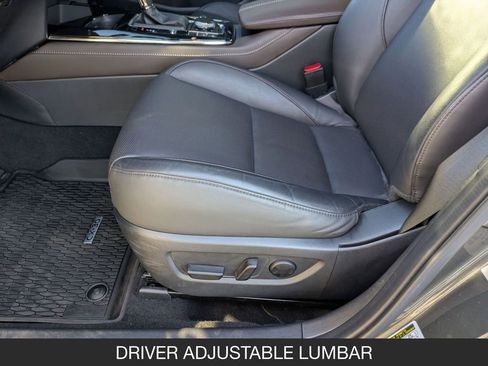 Used 2025 MAZDA CX-30 AWD 2.5 S w/ Premium Package image 17