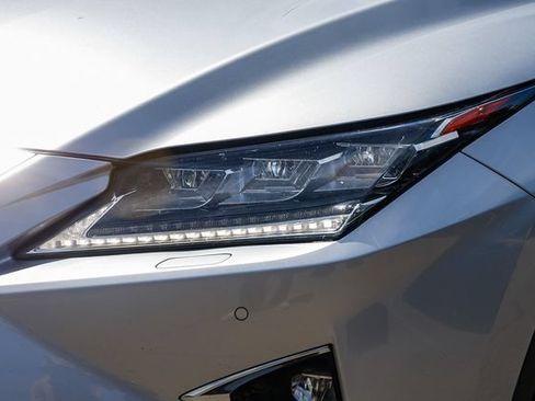 Used 2019 Lexus RX 350L Luxury FWD image 8
