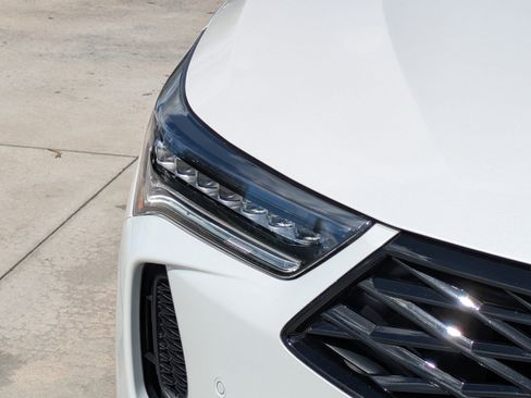 Used 2025 Acura RDX SH-AWD w/ Technology Package image 7