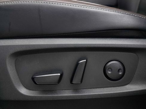 Used 2024 Nissan Pathfinder Platinum FWD image 28