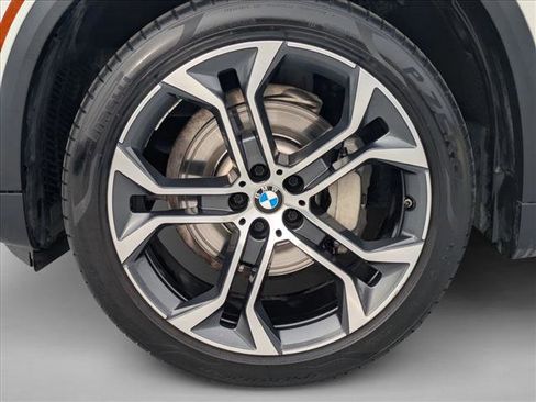 Used 2022 BMW X5 sDrive40i w/ Parking Assistance Package image 27