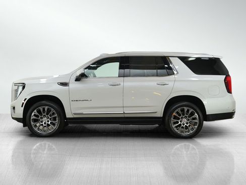 Used 2025 GMC Yukon Denali w/ Denali Reserve Package AWD/4WD image 2