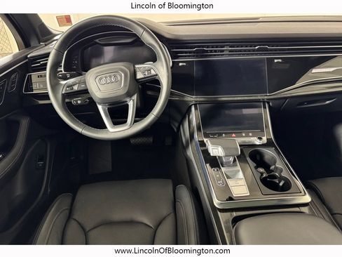 Used 2025 Audi Q7 3.0T Prestige w/ Prestige Package AWD/4WD image 16