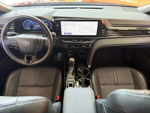 Used 2025 Toyota Camry XSE FWD image 22
